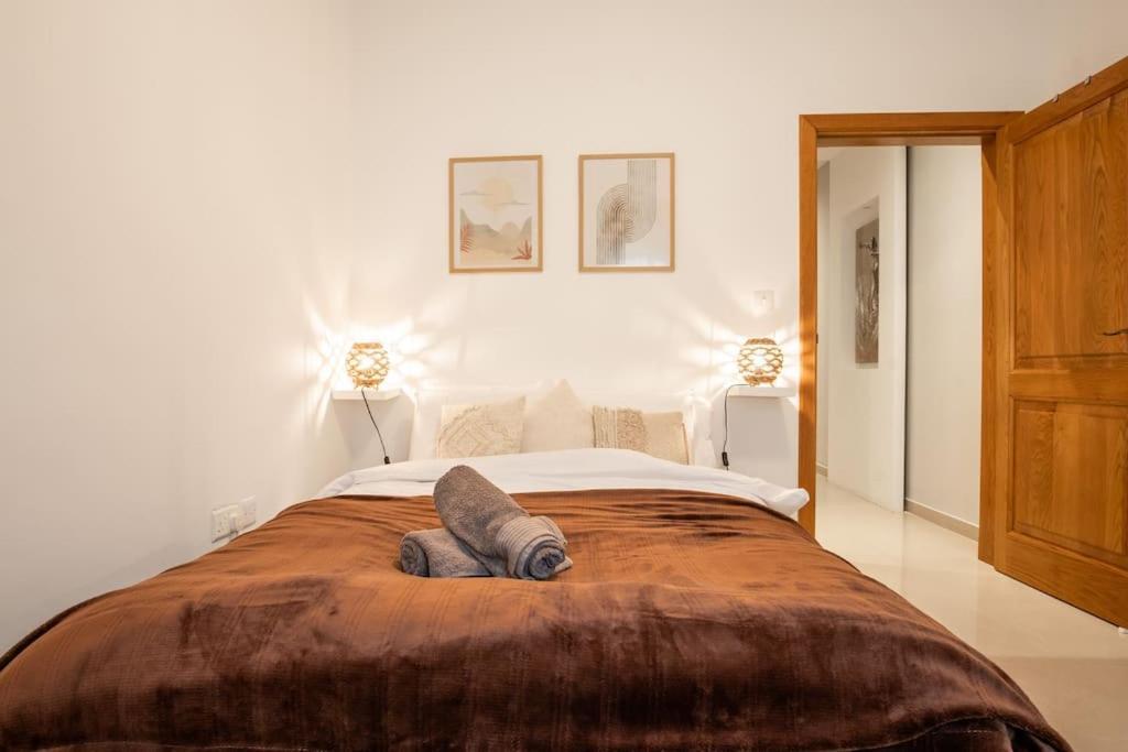 Apartment Spacious And Flat In Spinola Bay