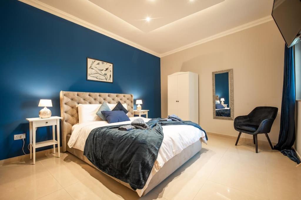 Апартаменты Spacious And Flat In Spinola Bay *