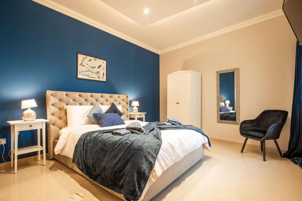 Spacious And Flat In Spinola Bay *