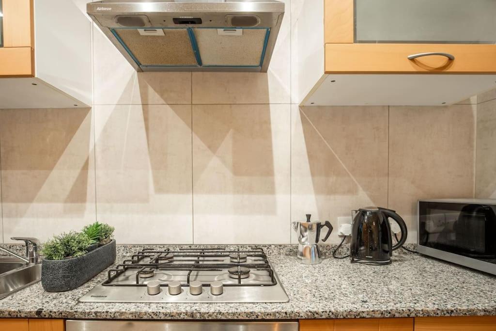 Apartment Spacious And Flat In Spinola Bay